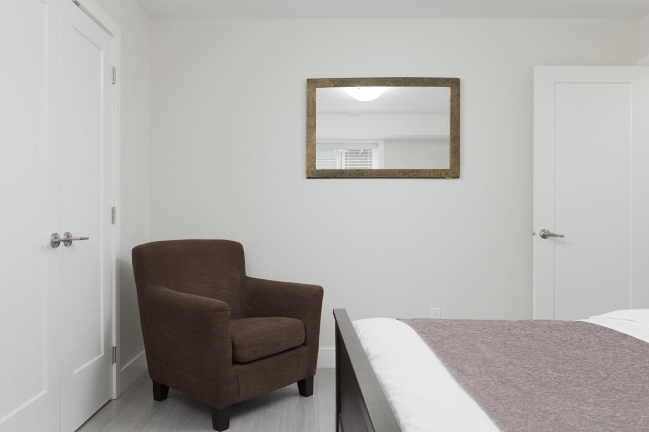Tastefully Furnished And Newly Updated 2 Bd Central Lynn Valley North Vancouver Villa Eksteriør bilde